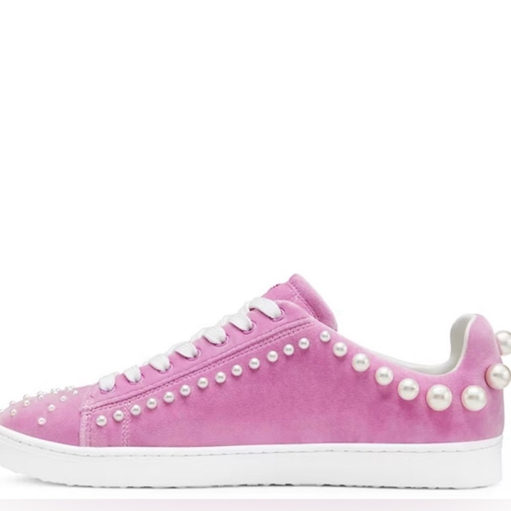 Stuart Weitzman Womens Goldie Pink Velvet Sneakers